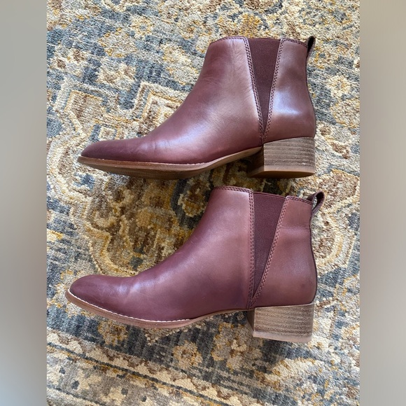 Madewell Burgundy Carina Ankle Boot - Picture 3 of 5